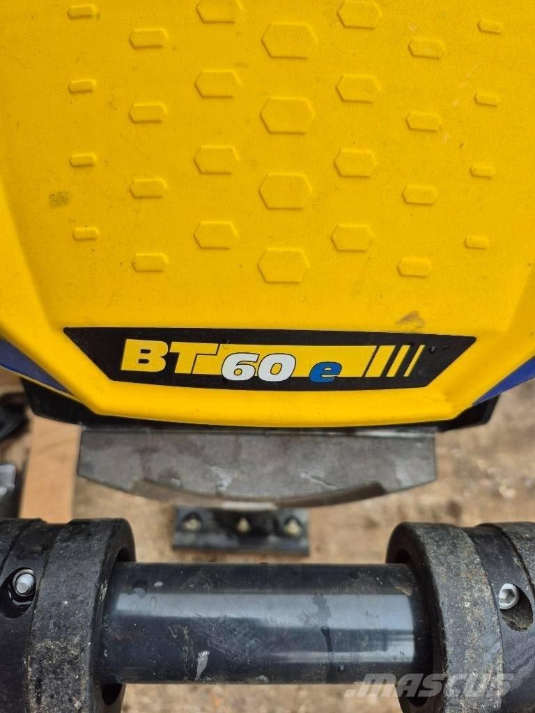 Bomag BT 60e Vibrocostipatore verticale