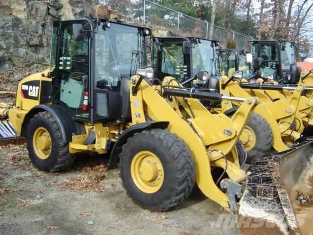 CAT 906 M Pale gommate