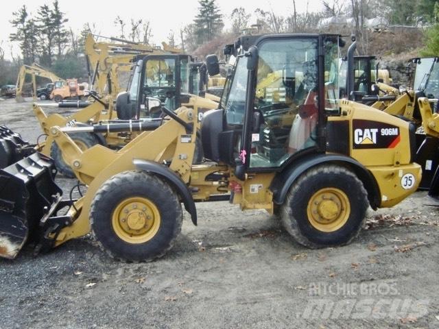 CAT 906 M Pale gommate
