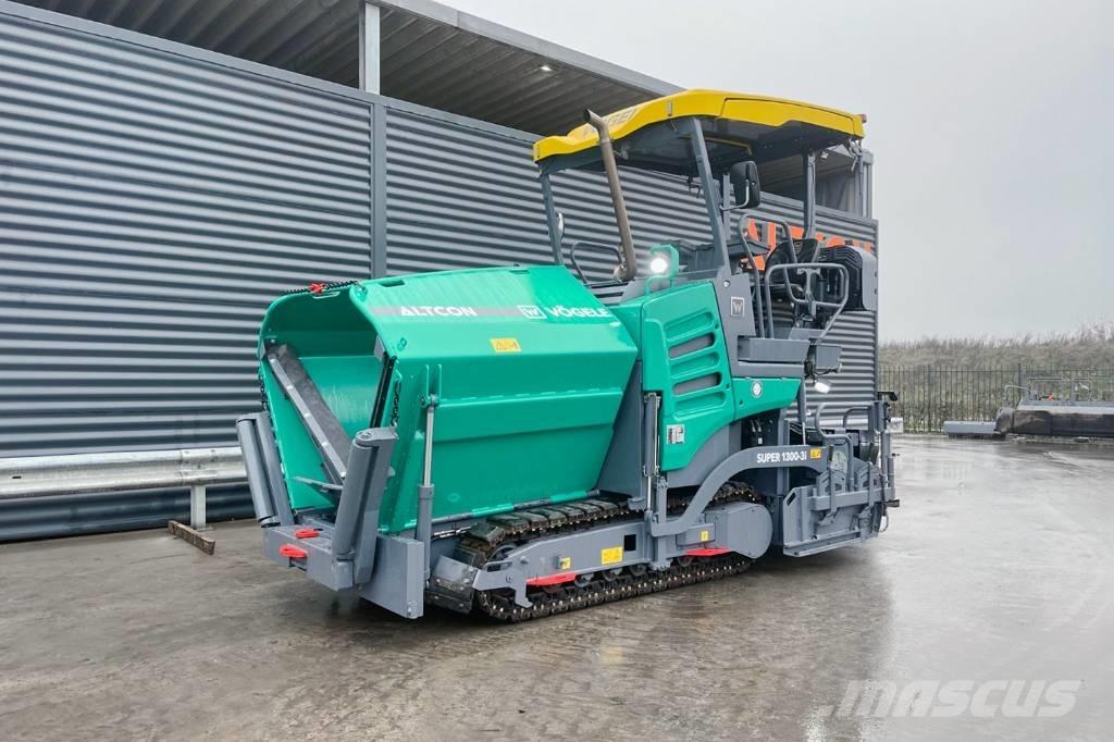 Vögele SUPER 1300-3I Finitrici