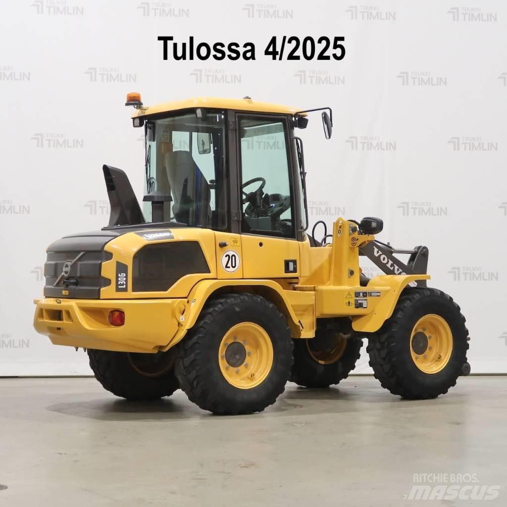 Volvo L30G Pale gommate