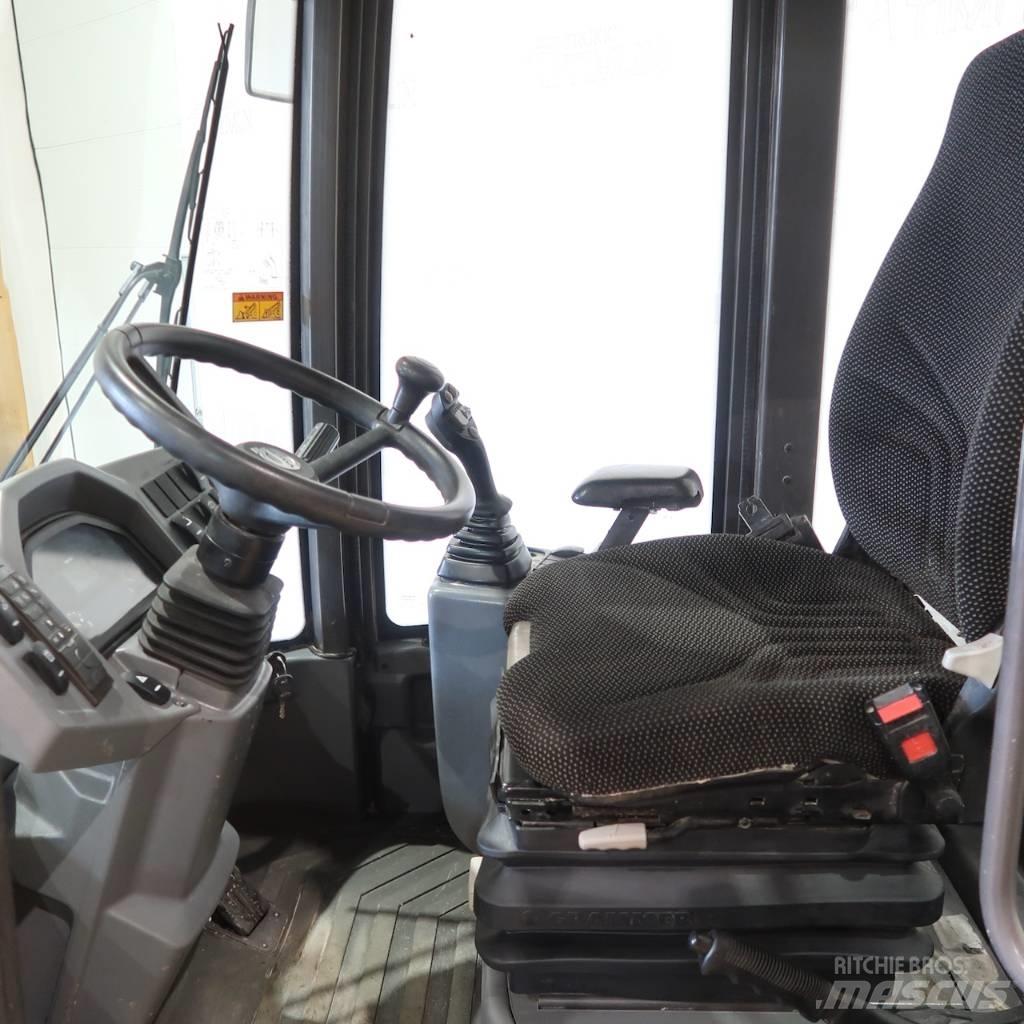 Volvo L30G Pale gommate