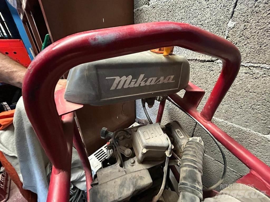 Mikasa MTR-40F Vibratori