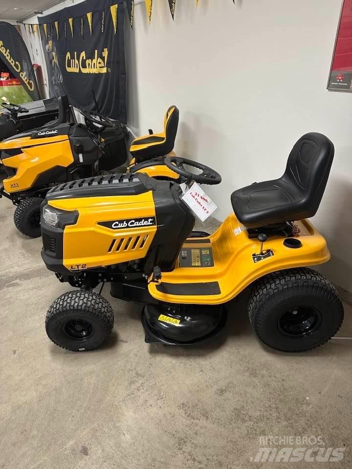 Cub Cadet LT 2 NS92 Trattorini tagliaerba