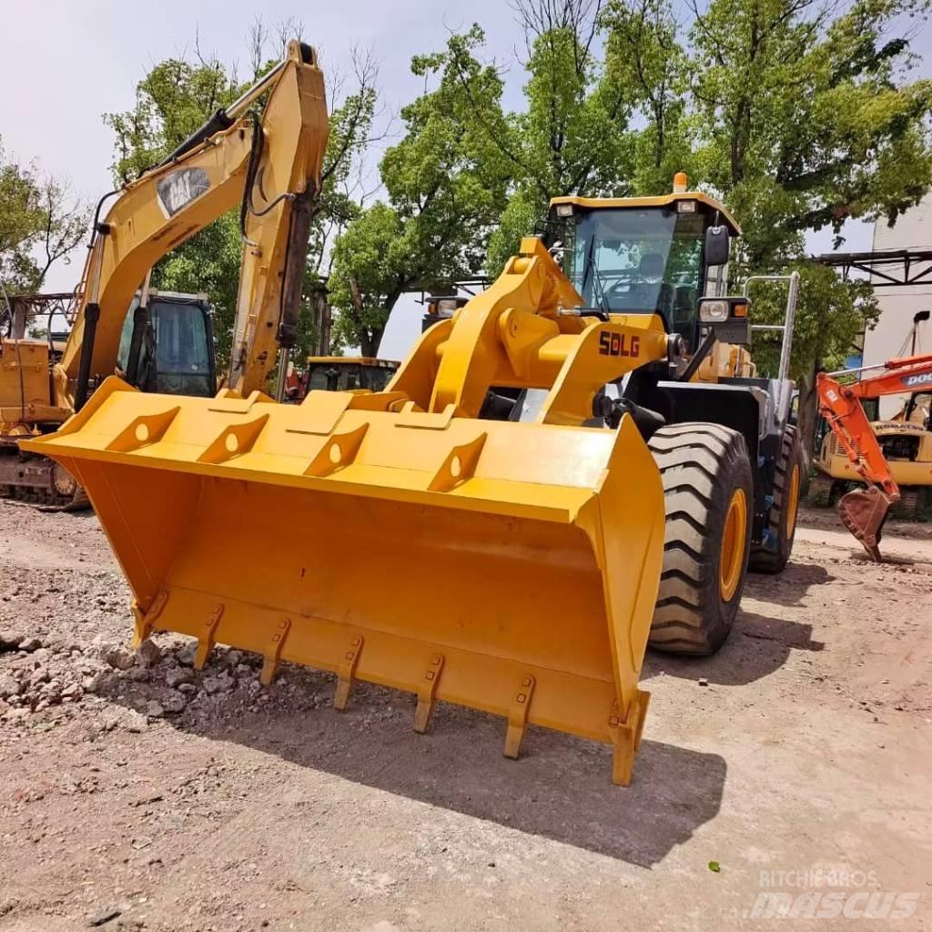 SDLG LG956L Pale gommate