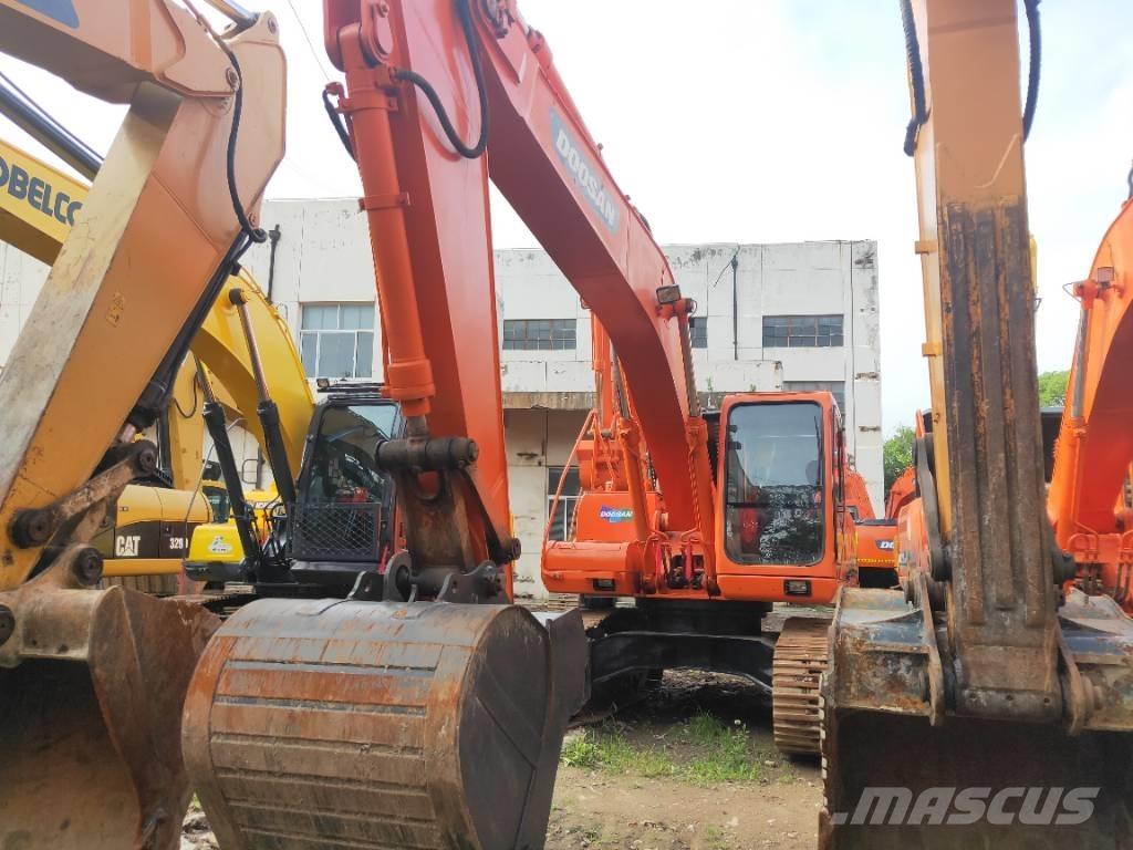Doosan DH 215-9 Escavatori cingolati