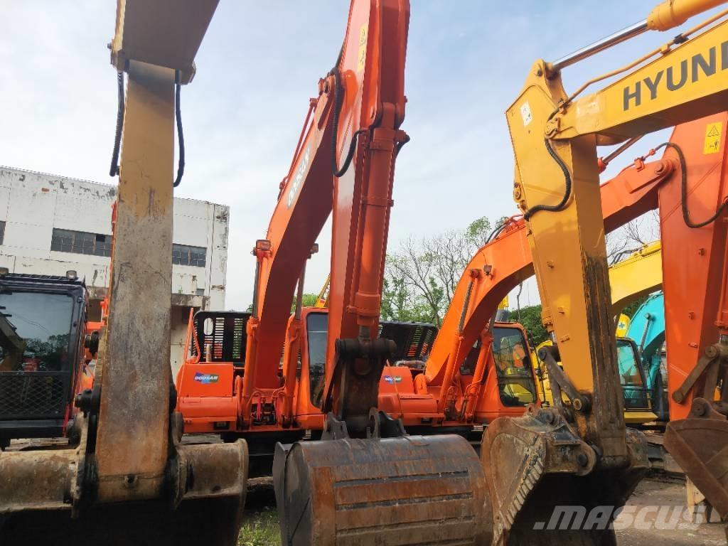 Doosan DH 215-9 Escavatori cingolati