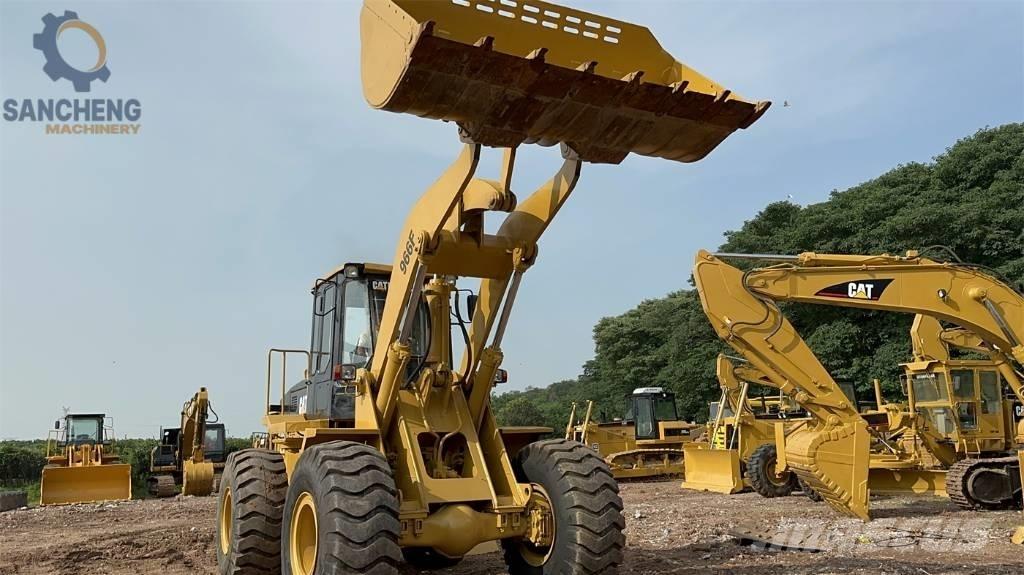 CAT 966F Pale gommate