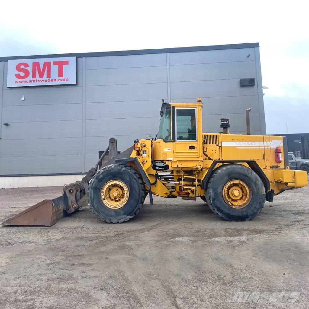Volvo L 120 C Pale gommate
