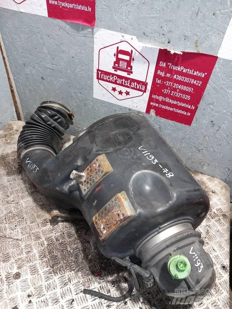 Volvo FH 12     3979505 Cabine e interni