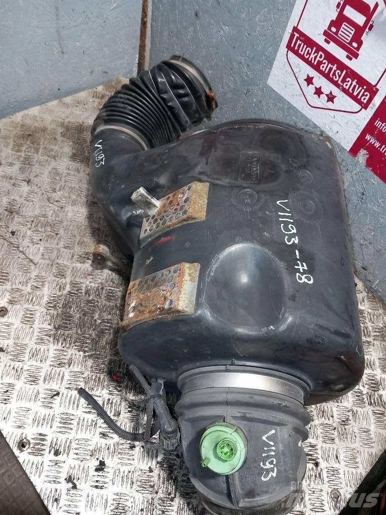 Volvo FH 12     3979505 Cabine e interni
