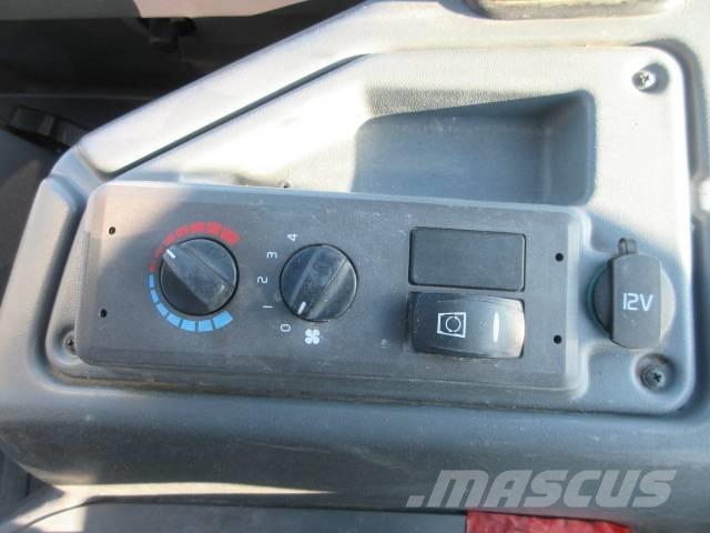 Volvo L 30 GS Pale gommate