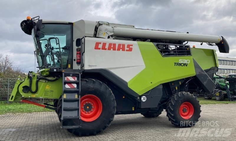 CLAAS TRION 530 Mietitrebbiatrici
