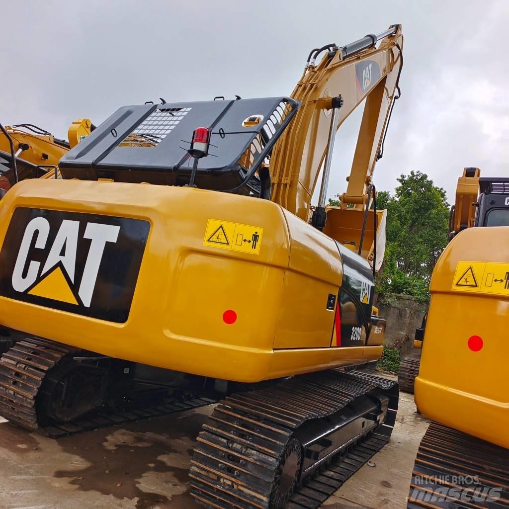 CAT 320 D Escavatori cingolati