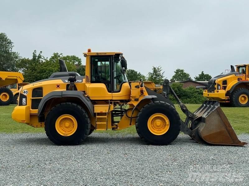Volvo L 120 H Pale gommate