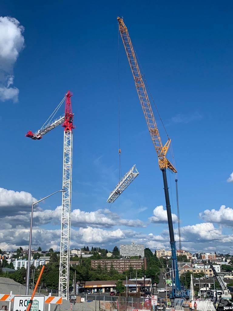 Liebherr 390 HC Gru a torre