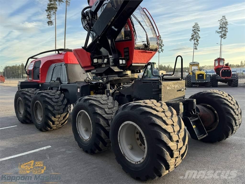 Komatsu 901XC Abbattitrici, Disboscatrici