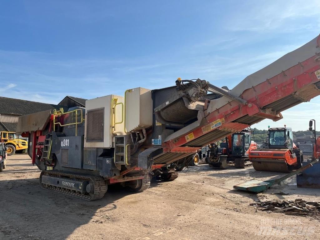 Sandvik QJ 241 Frantoi mobili