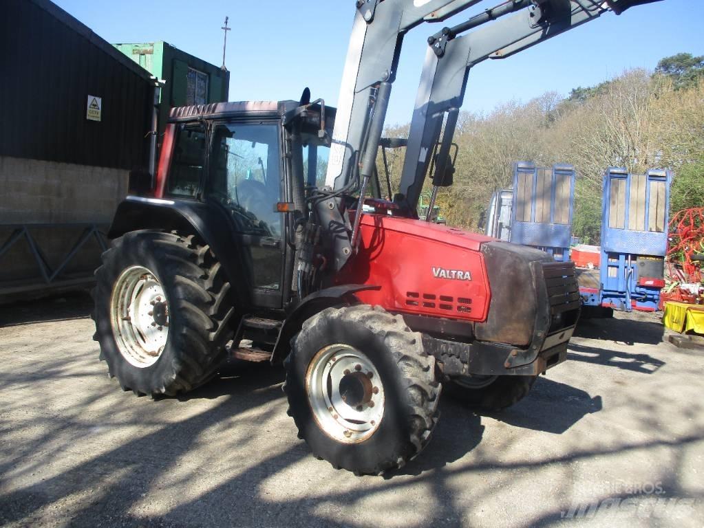 Valtra 6350 Trattori