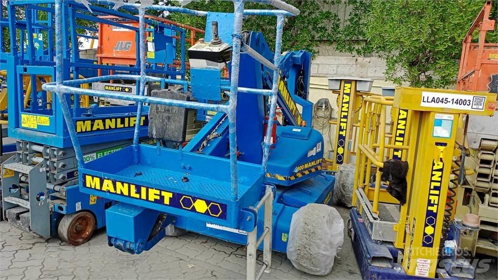 UpRight AB38 Piattaforme a braccio articolato