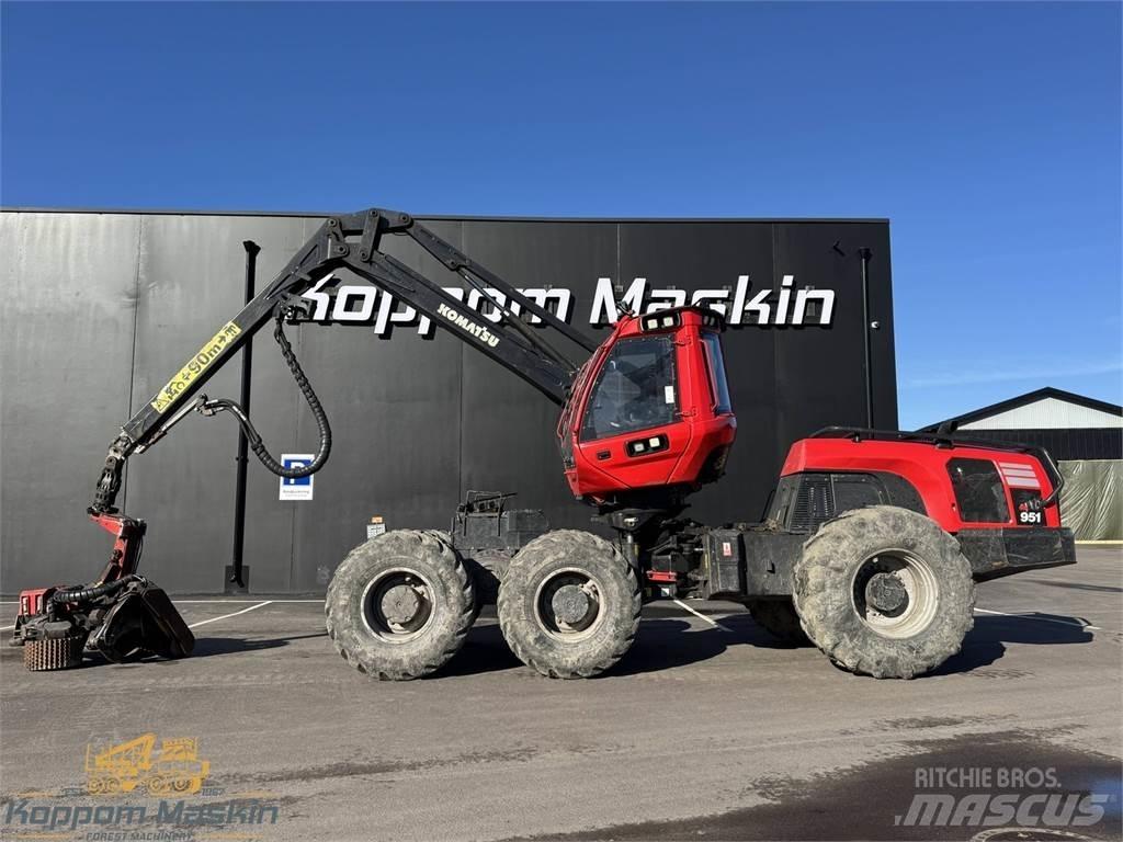 Komatsu 951 Abbattitrici, Disboscatrici