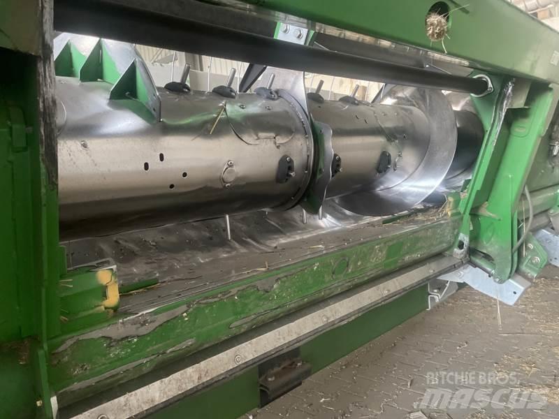 John Deere 635 X Decespugliatrici e trinciatrici idrauliche