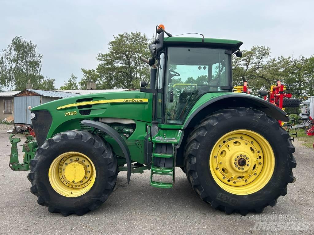 John Deere 7930 Trattori