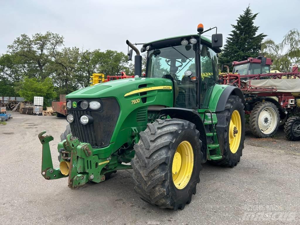 John Deere 7930 Trattori