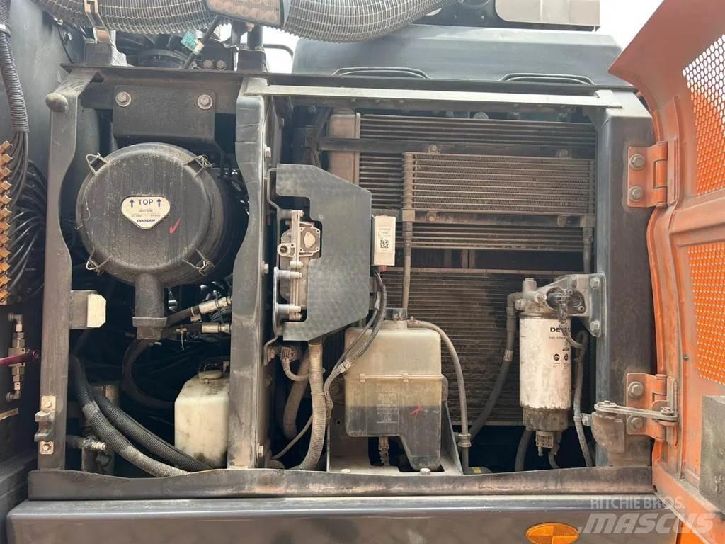 Doosan DX170W-5 Movimentazione rifiuti