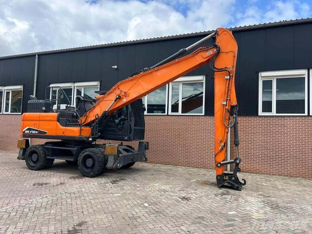 Doosan DX170W-5 Movimentazione rifiuti