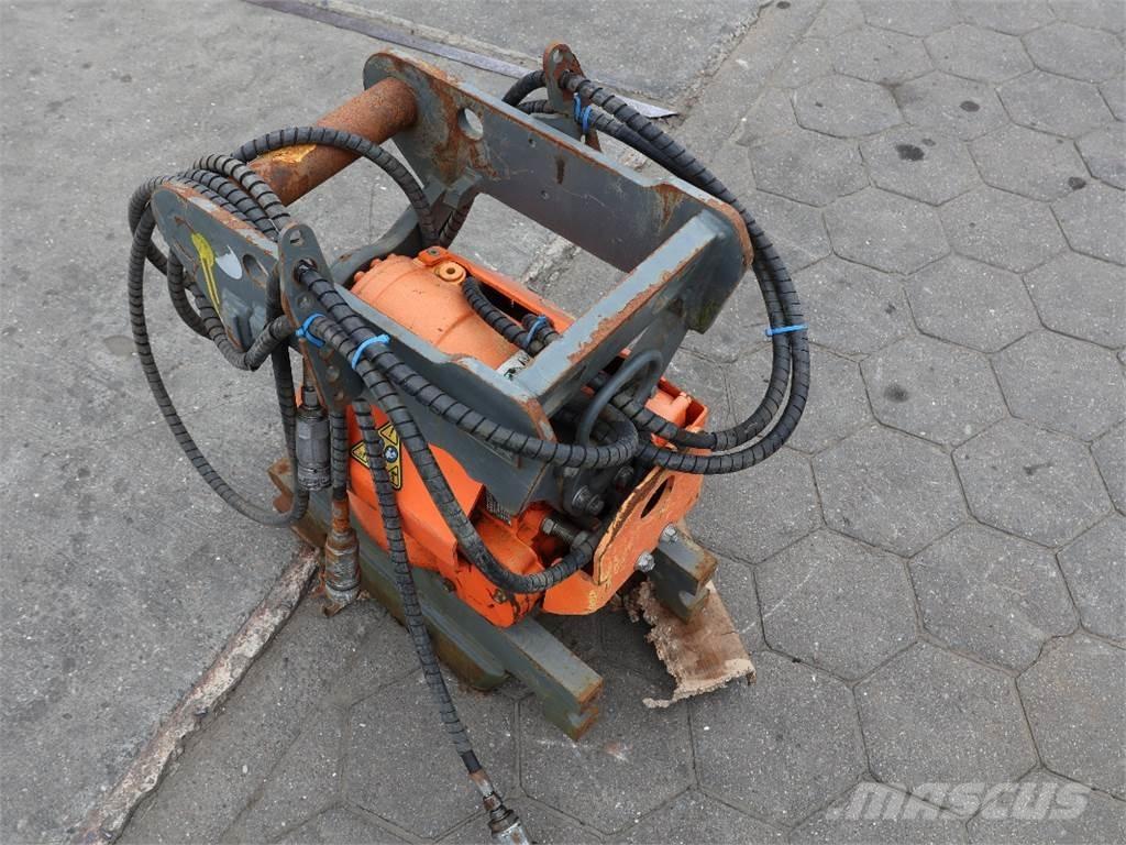  TILT ROTATOR TR07 Accoppiatori rapidi