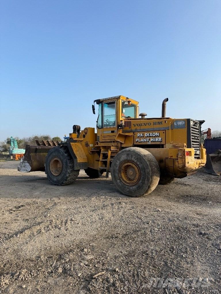 Volvo BM L 150 Pale gommate