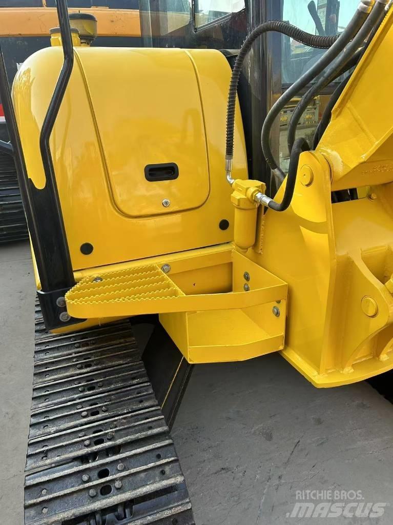 Komatsu PC 56 Miniescavatori