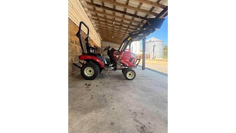 Yanmar SA223 Trattori