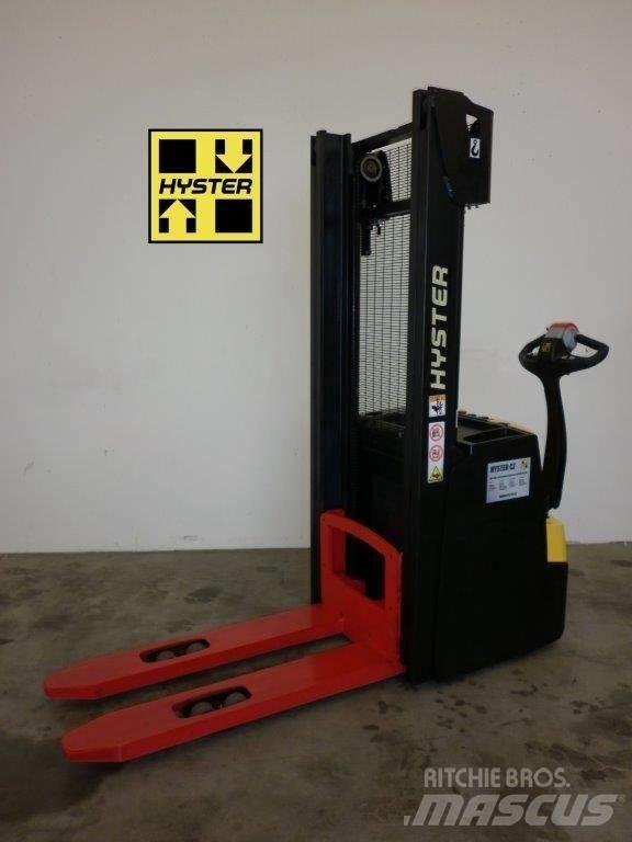 Hyster S1.6 Transpallet uomo a terra