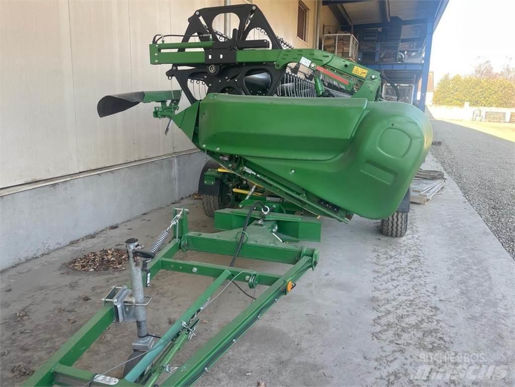 John Deere S690i Mietitrebbiatrici