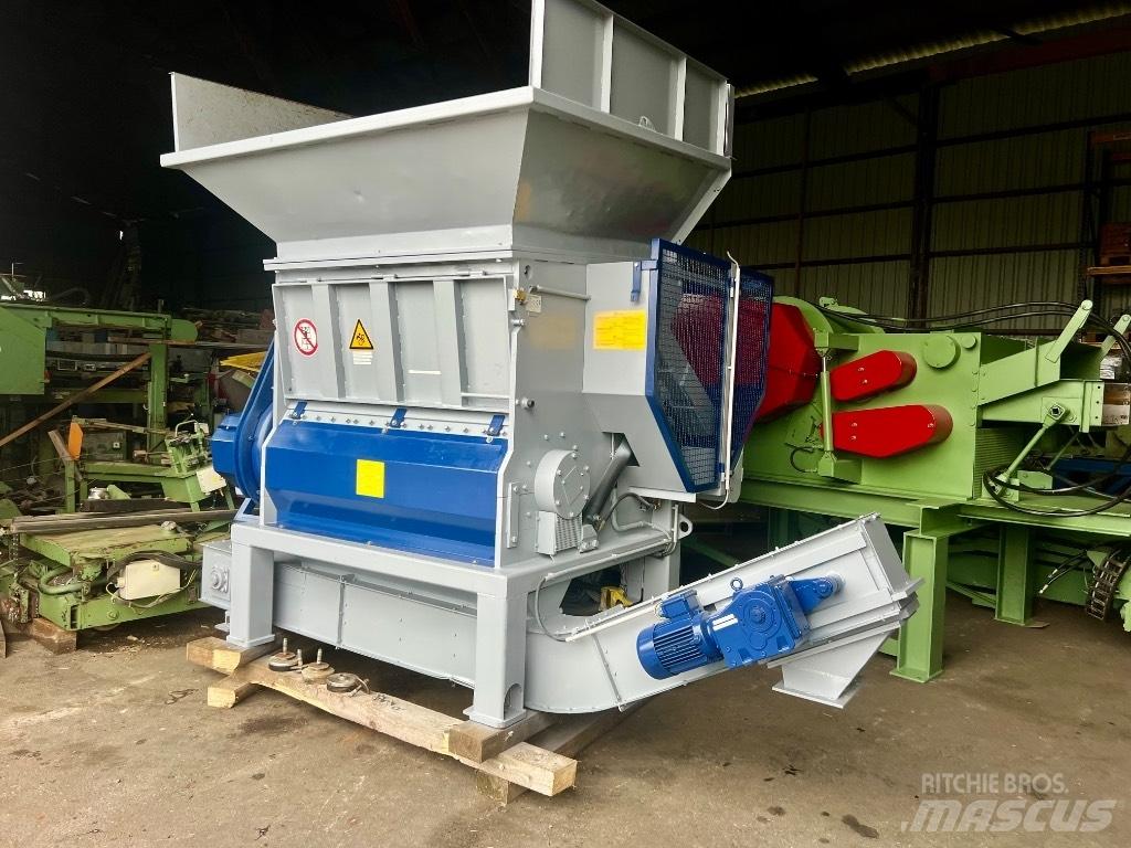 Lindner VEGA 1500 Trituratori di rifiuti