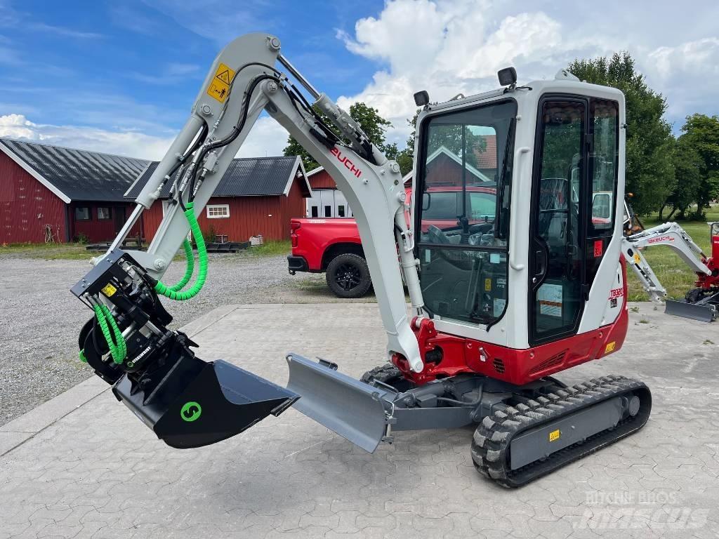 Takeuchi TB320 Miniescavatori