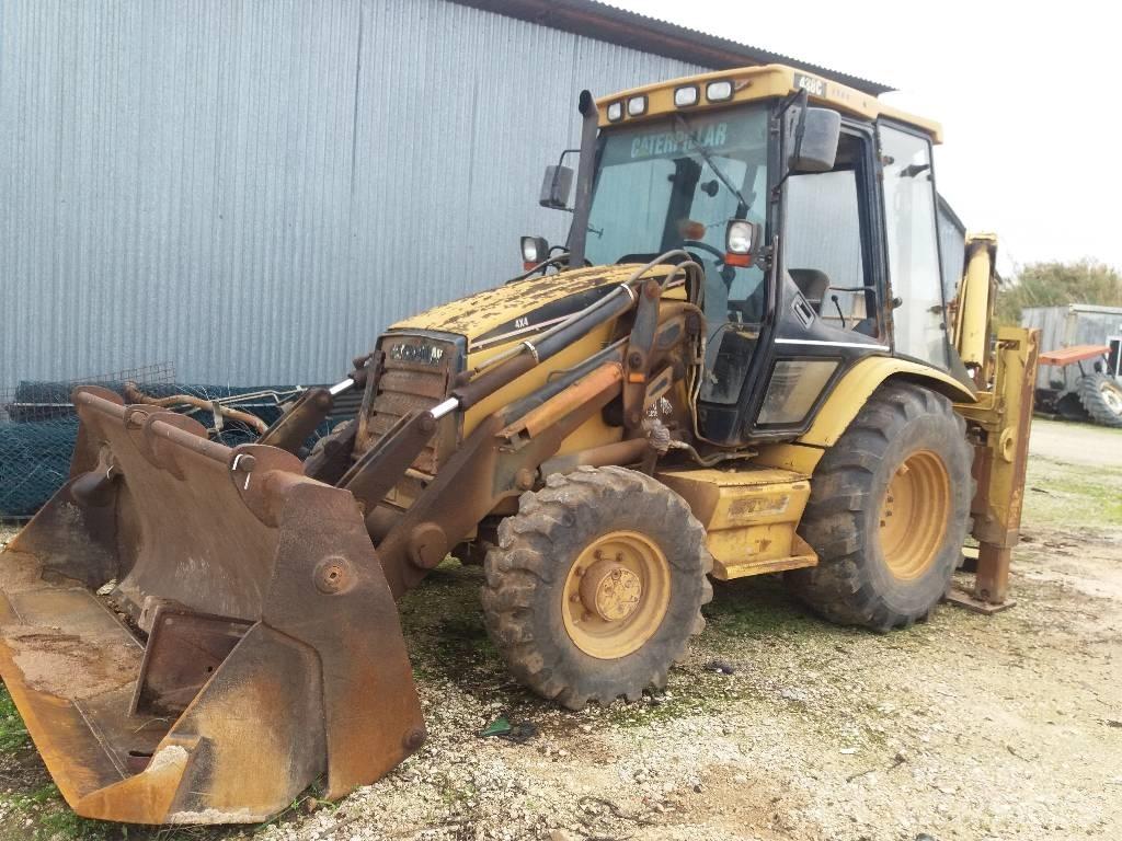 CAT 438C Terne