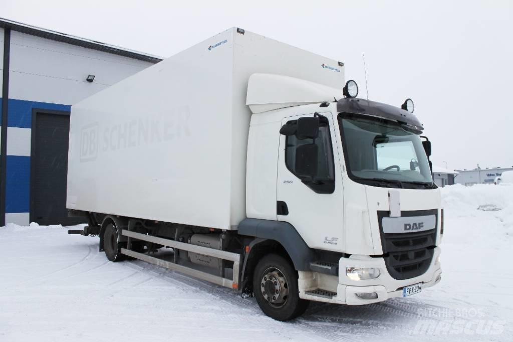 DAF LF250 FA Camion cassonati