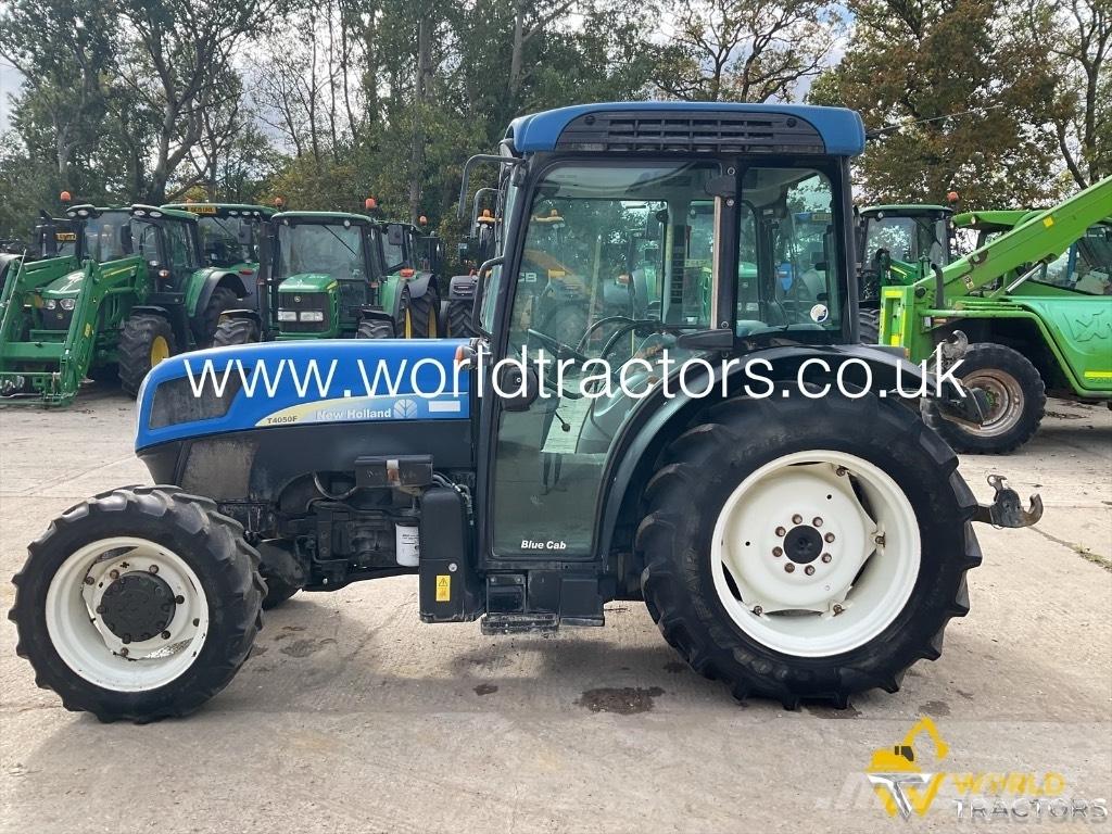 New Holland T 4050 Trattori