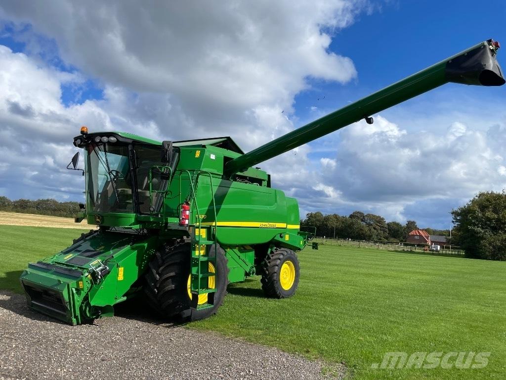 John Deere T 670 i Mietitrebbiatrici