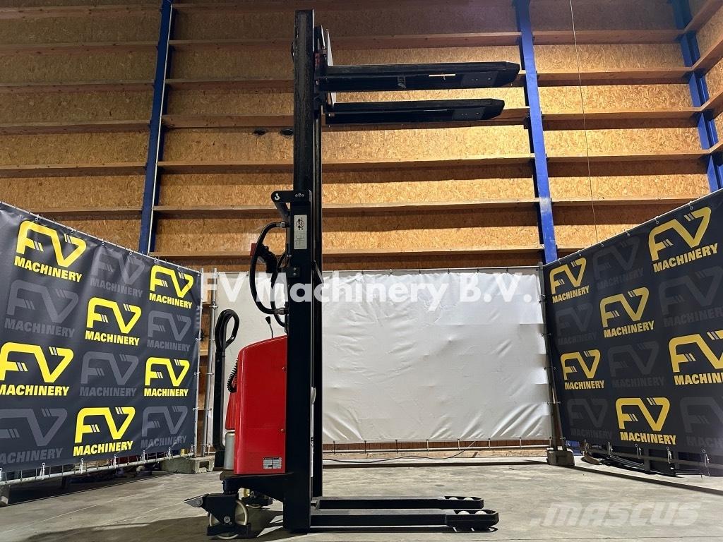 Schefer EHS25 Stoccatori manuali