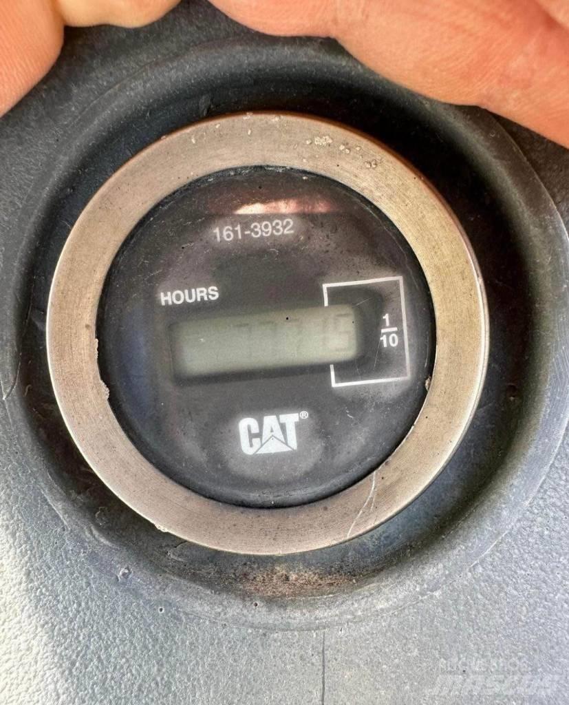 CAT 420 D Terne