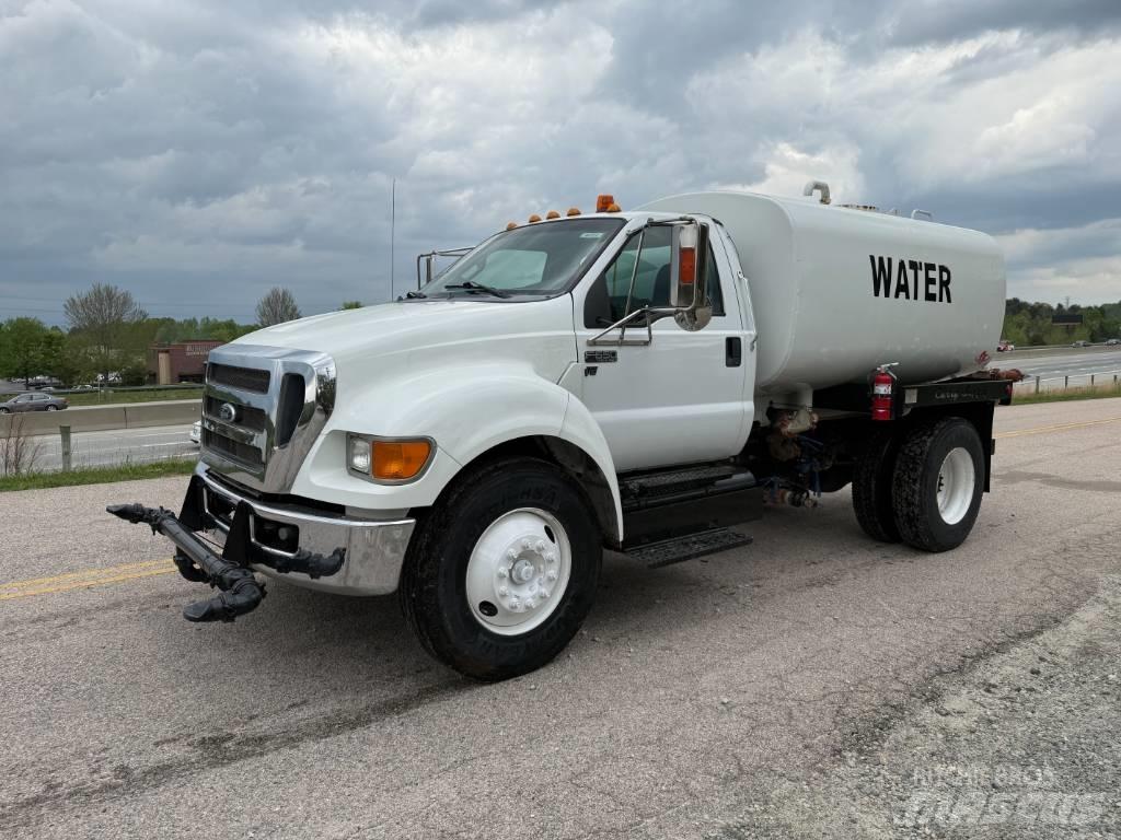 Ford F 650 Autocisterne