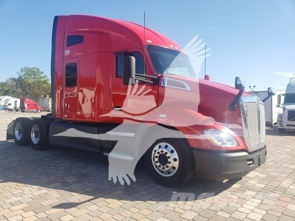 Kenworth T680 Motrici e Trattori Stradali