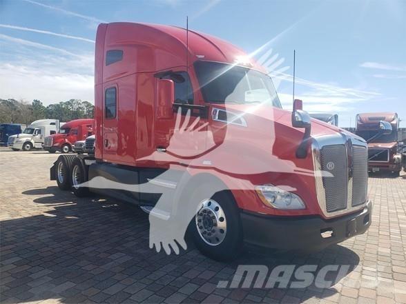 Kenworth T680 Motrici e Trattori Stradali