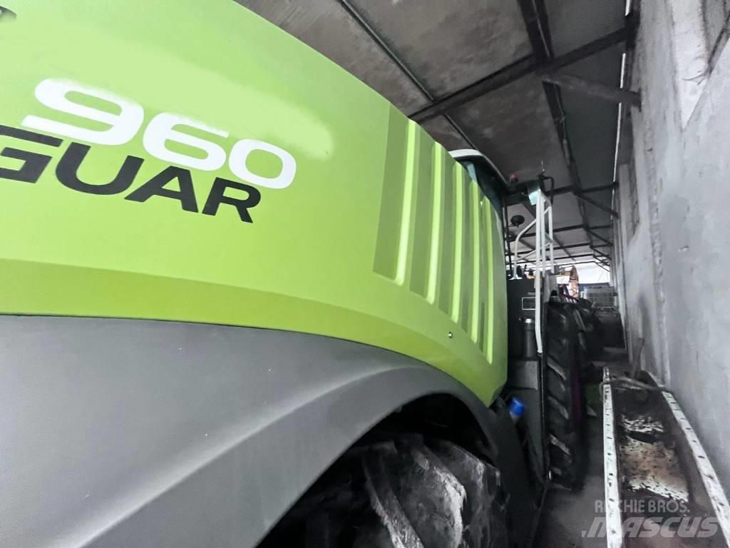 CLAAS Jaguar 960 Trince semoventi
