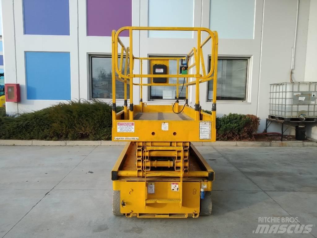 Haulotte Compact 10 Piattaforme a pantografo