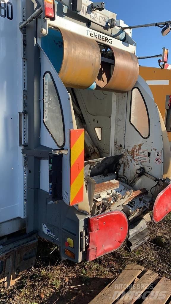 Dennis Elite 2 Camion dei rifiuti